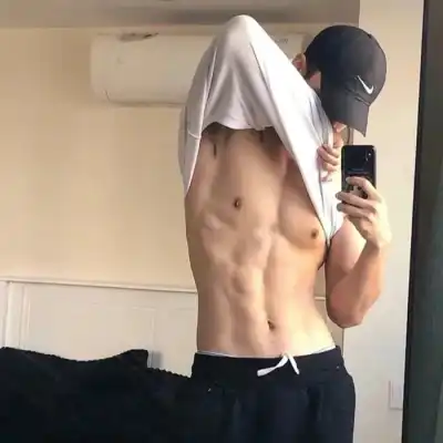 袁纪颖 袁纪颖